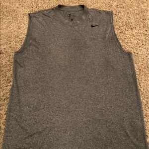 Men’s Gray Nike Dri Fit sleeveless shirt